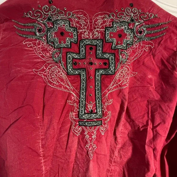 Roar Red Embroidered Button Down Shirt - Picture 4 of 5